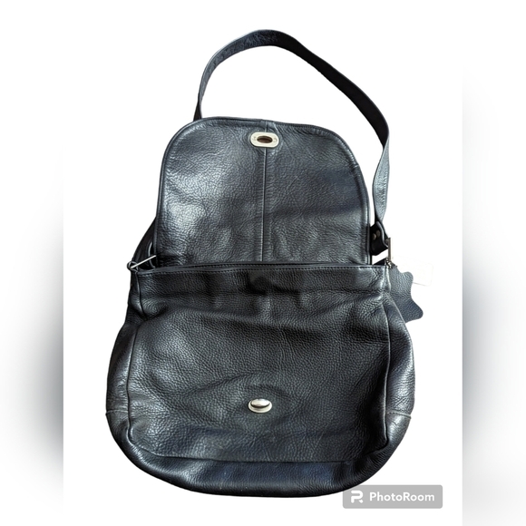 Made in 🇨🇦 Full Grain Leather Bag - Picture 3 of 15